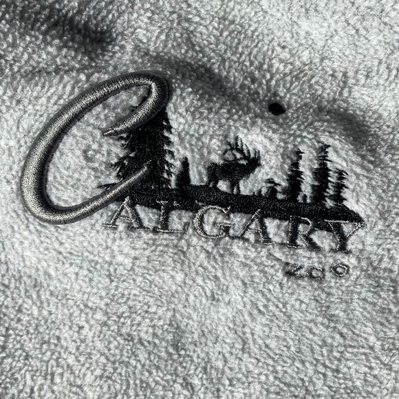 Calgary Zoo Zip-up Hoodie, Gray, Size XXL - Picture 4 of 5